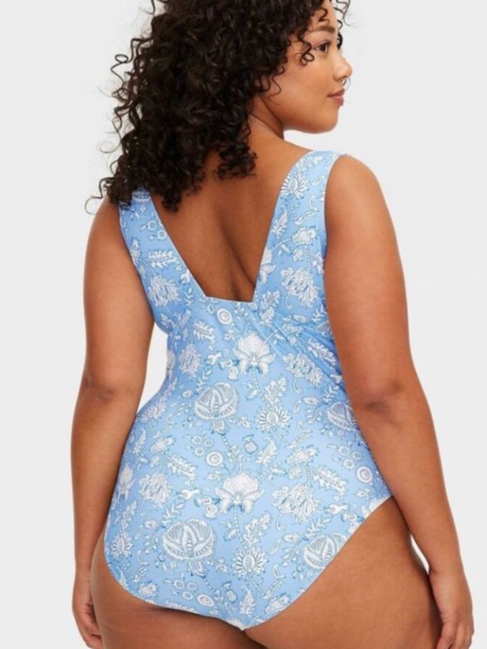Roller Rabbit x Target sz 16 XL one piece swimsuit floral vines - Picture 2 of 7